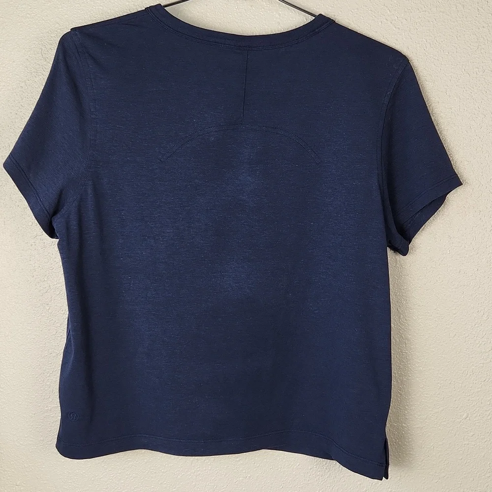 Lululemon Classic-Fit Cotton-Blend T-Shirt - Picture 2 of 10